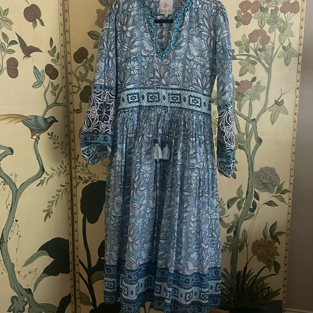 NWOT Bella tu maxi dress